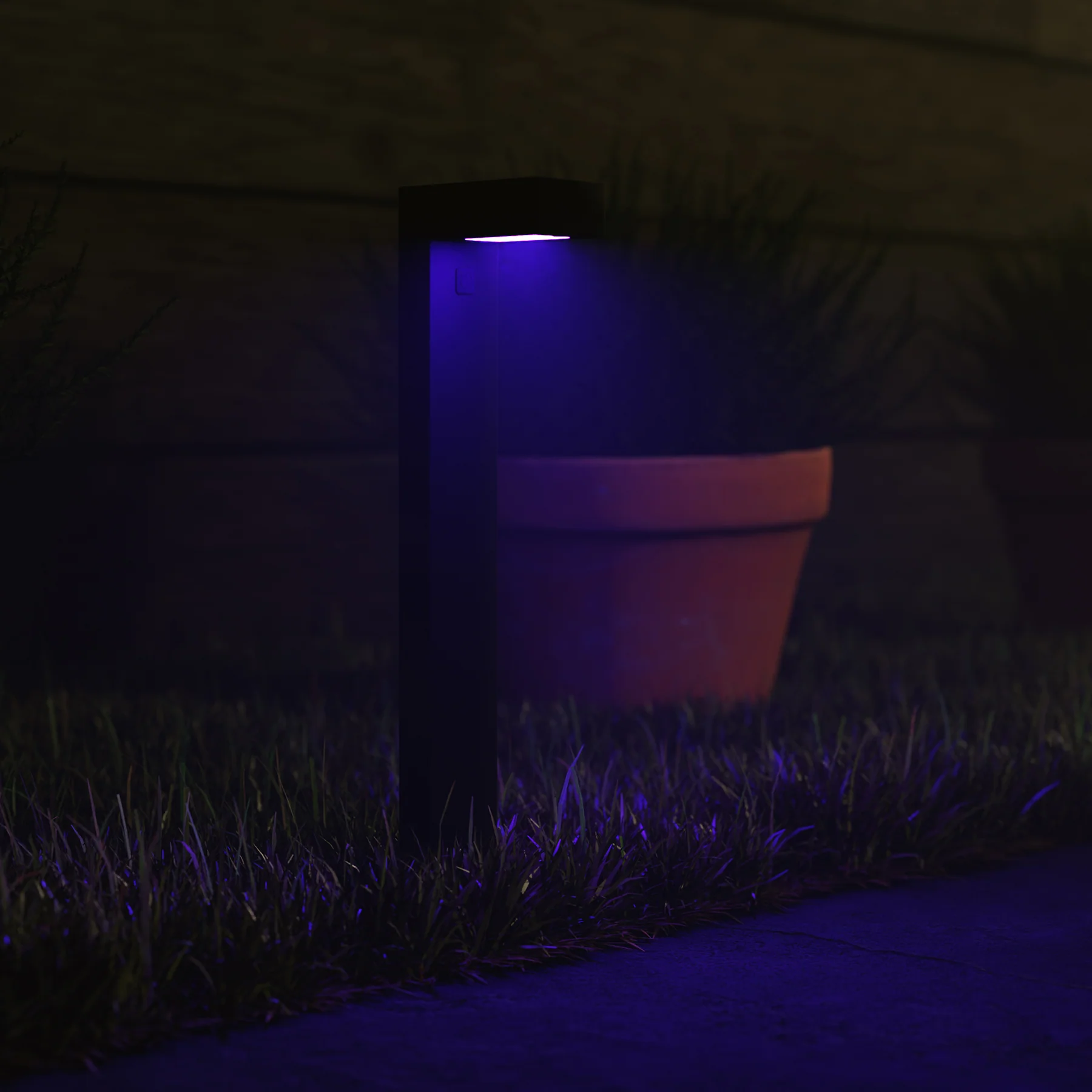 Hombli Smart Pathway Light Starter Kit - Image 6